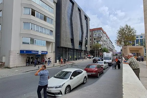 Türkiye İş Bankası Çarşı-Avcılar/İstanbul Şubesi - Resim 5