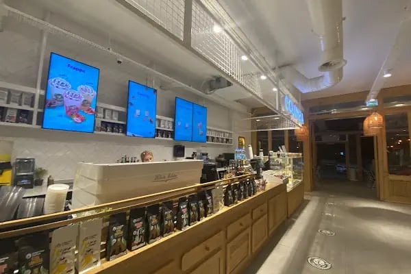 Louise Cafe Brasserie &amp; Loft - Resim 20