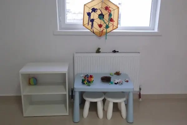 DENTUSTA Ağız ve Diş Kliniği - Resim 15