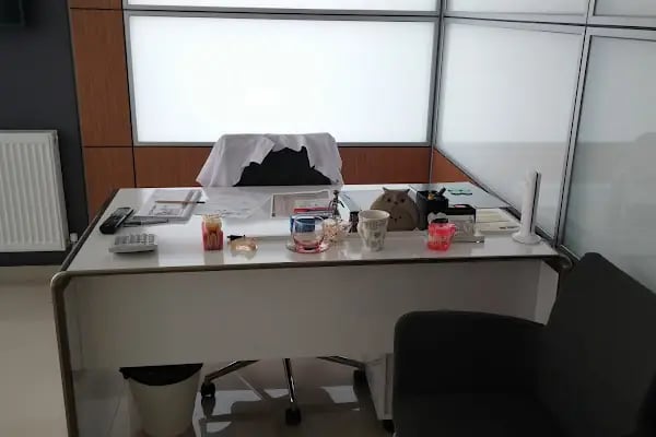 DENTUSTA Ağız ve Diş Kliniği - Resim 19