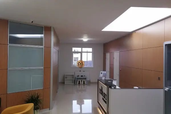 DENTUSTA Ağız ve Diş Kliniği - Resim 7