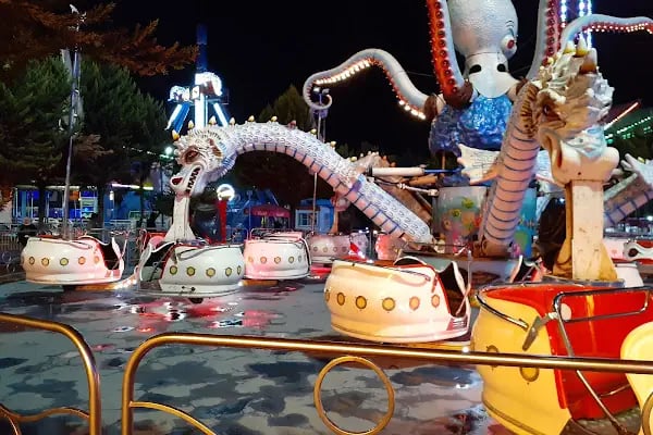 Bursa Lunapark Altınpark - Resim 3
