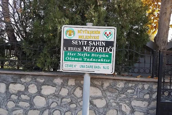 Seyit Şahin Mezarlığı - Resim 20