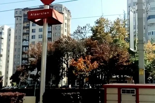 Tramvay Alparslan Durağı - Resim 15