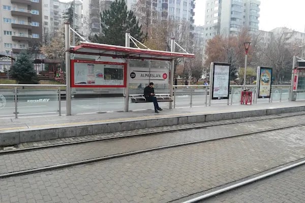 Tramvay Alparslan Durağı - Resim 20
