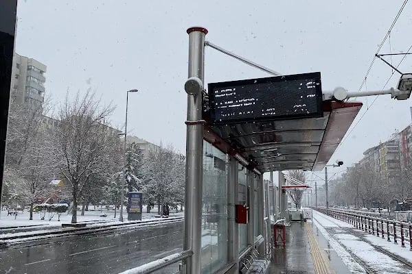 Tramvay Alparslan Durağı - Resim 8