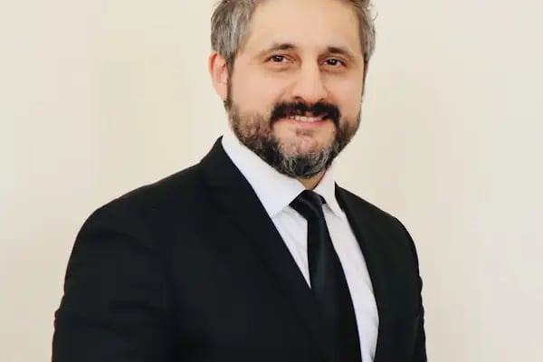 Doç. Dr. Mahmut ÖZDEMİR - Resim 1