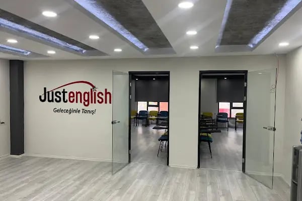 Just English Dil Okulları Bağcılar Meydan - Resim 1