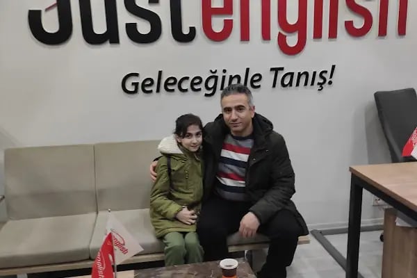 Just English Dil Okulları Bağcılar Meydan - Resim 7