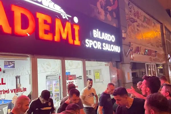Akademi Bilardo Salonu - Resim 9