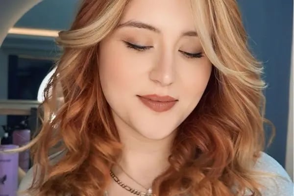 Ebru Tülü Hairdresser - Resim 2