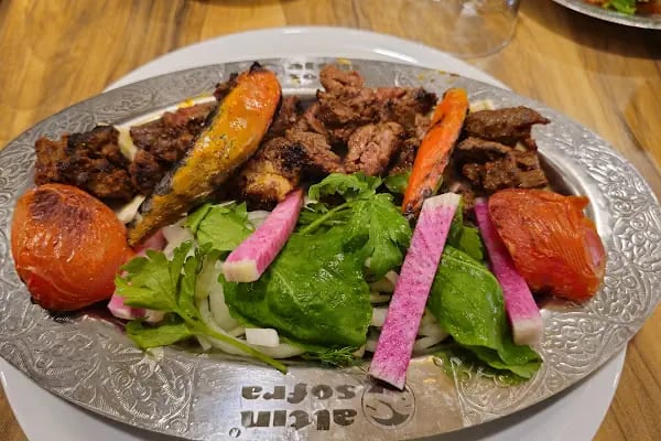 Hera Cafe&amp;Restaurant - Resim 3