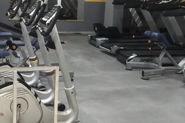 Collesium Fitness & Gym - Resim 19