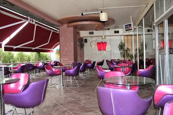 Planet Cafe - Resim 5