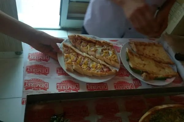 Topçu Ekmek Fırını - Resim 2