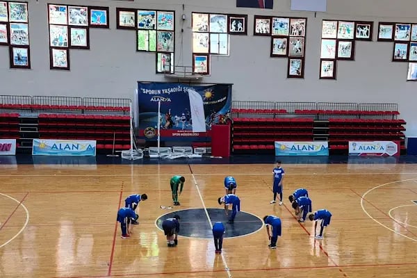Atatürk Spor Salonu - Resim 1