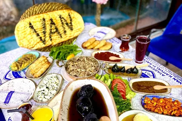 Ataşehir Van Kahvaltı Salonu - Resim 3