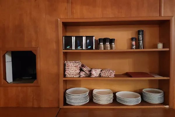 VINYL Cafe &amp; Shop - Resim 14