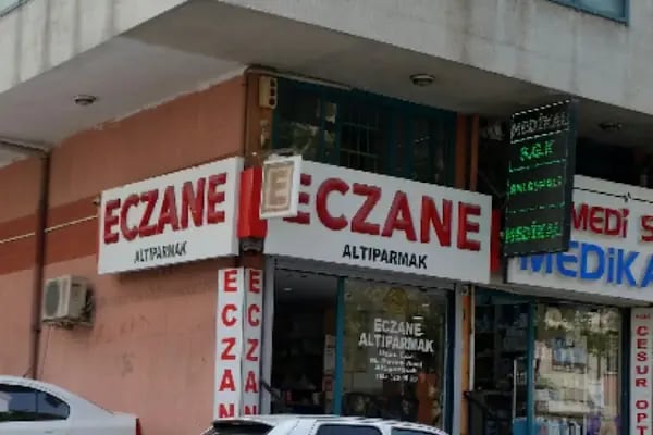 Eczane Altıparmak - Resim 1