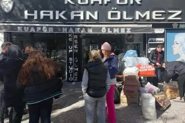 SALOON TUĞBA HAİR&amp;MAKE UP - Resim 2