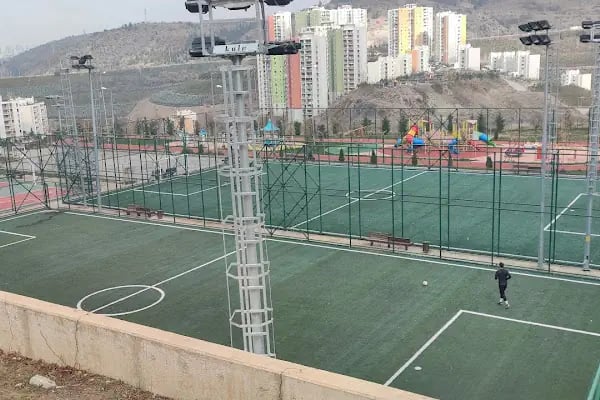TOKİ park ve spor kompleksi - Resim 1