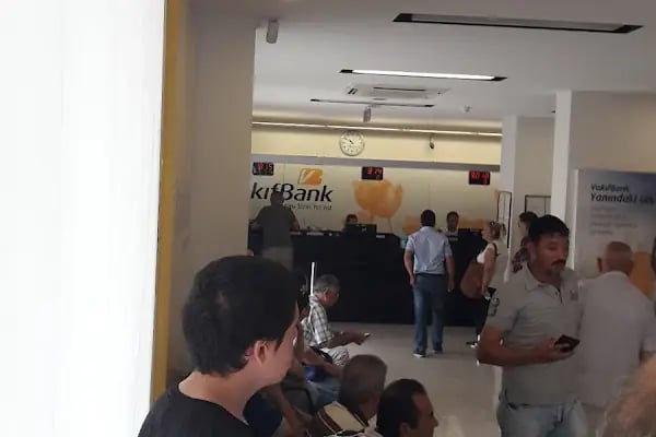 VakıfBank Şirinyer Şubesi - Resim 18