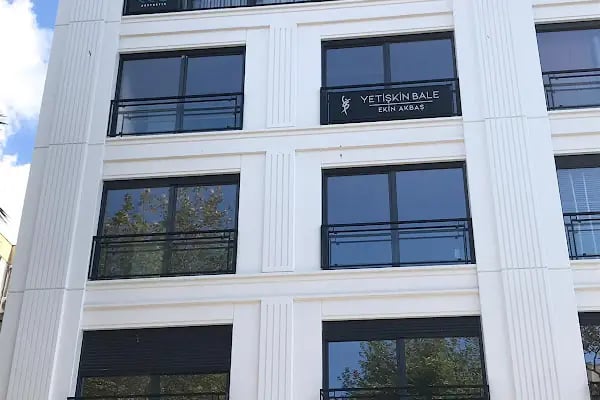 Op.Dr. Doğuş Yalçın Estetik Cerrahi Kliniği - Resim 1