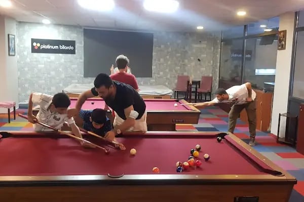 Queen Bilardo - Resim 17