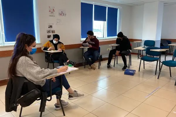 Cambridge Academy - Başakşehir - Resim 3