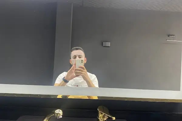 Barbero Anatomik Saç Kesimi - Resim 6