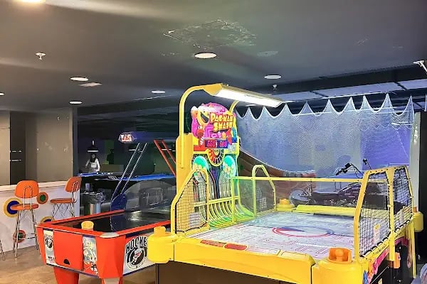 metrocity avm-4 bowling salonu play planet - Resim 5