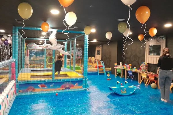 metrocity avm-4 bowling salonu play planet - Resim 4