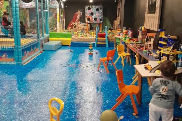 metrocity avm-4 bowling salonu play planet - Resim 14