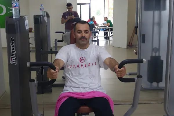 Serdar Mah. Sosyal Yaşam genclik ve Spor merkezi - Resim 8