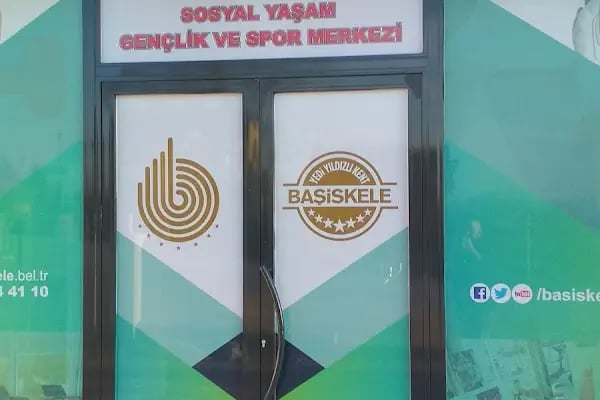 Serdar Mah. Sosyal Yaşam genclik ve Spor merkezi - Resim 5