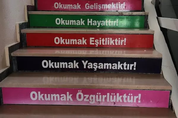 Gölcük İlçe Halk Kütüphanesi - Resim 14