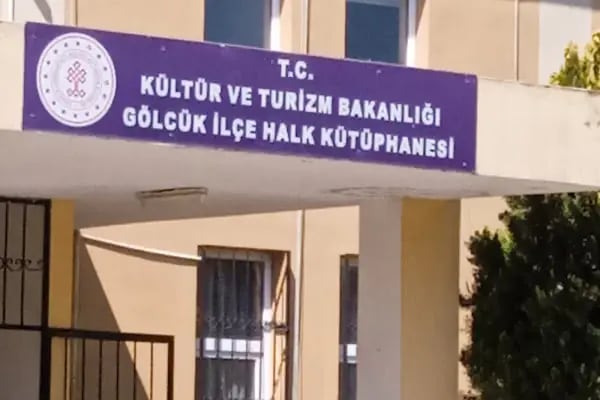 Gölcük İlçe Halk Kütüphanesi - Resim 12