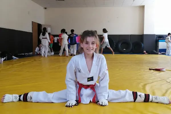 YILDIRIM KARAKAYA DİRİLİŞ SPOR KULÜBÜ - Resim 8