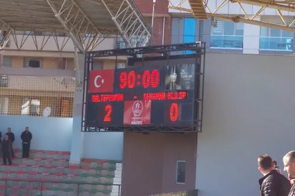 Maltepe Hasan Polat Stadyumu - Resim 11