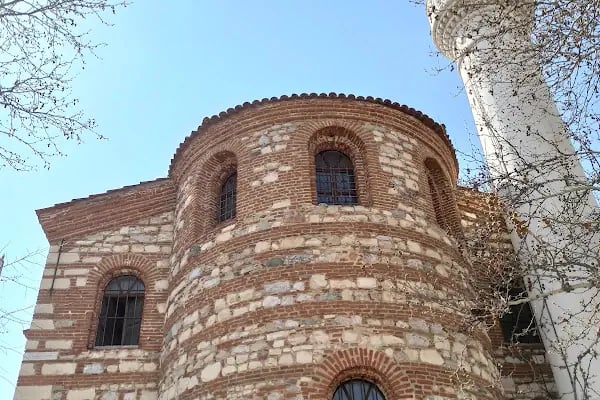 Özlüce kilisesi - Resim 18