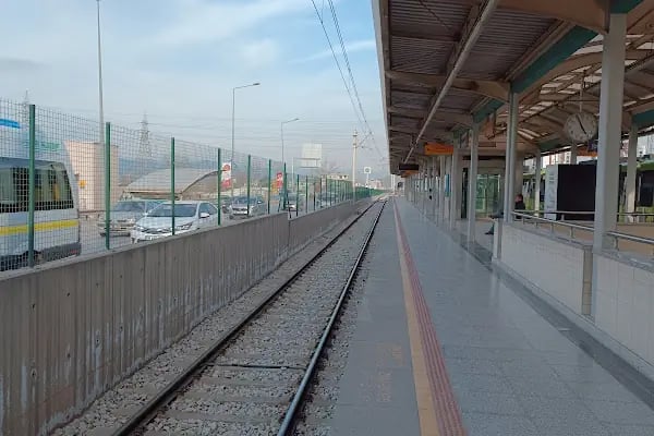 Otosansit Metro İstasyonu - Resim 1