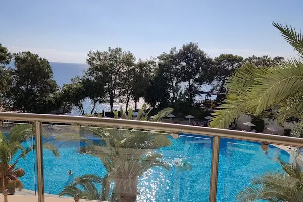 Utopia Beach Club - Resim 3