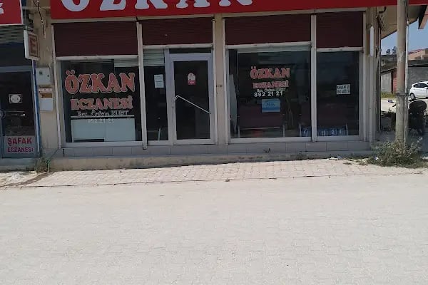 Özkan Eczanesi - Resim 3