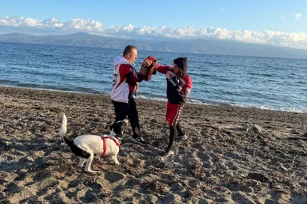 Bursa Kickboks, Muaythai ,MMA, Crossfıt Tekme Boksu Gençlik Ve Spor Kulübü - Resim 15