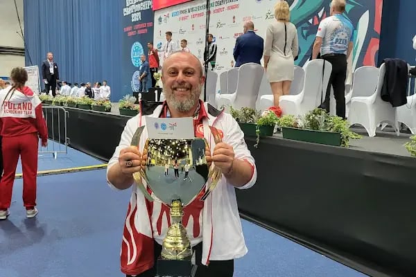 Bursa Kickboks, Muaythai ,MMA, Crossfıt Tekme Boksu Gençlik Ve Spor Kulübü - Resim 2