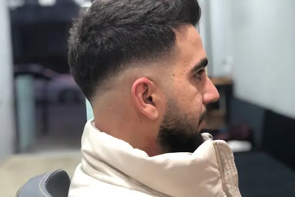 BLACK STONE BARBER - Resim 7