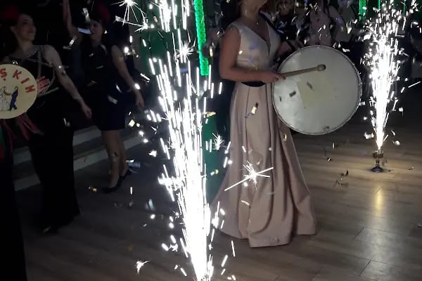 Salon Aşkın Davet Salonu - Resim 20