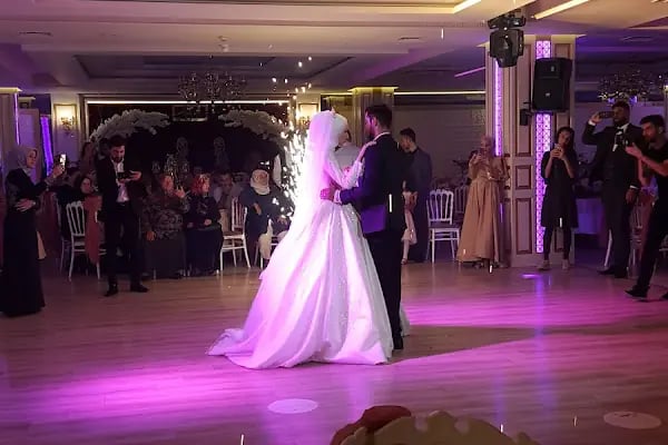 Salon Aşkın Davet Salonu - Resim 16