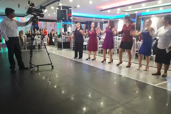 Salon Aşkın Davet Salonu - Resim 15