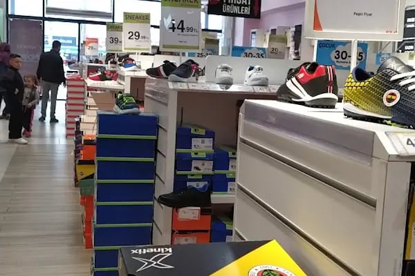 FLO Malatya Doğa AVM Mağazası - Resim 2
